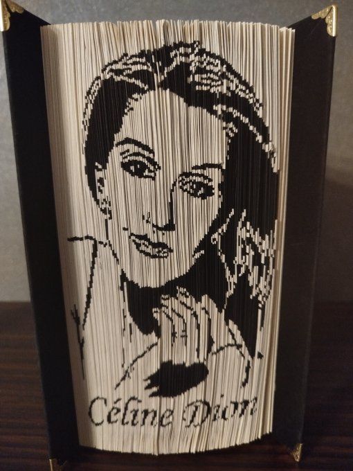 Mme Céline Dion