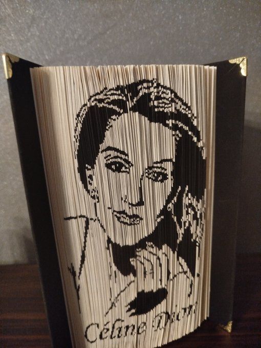 Mme Céline Dion