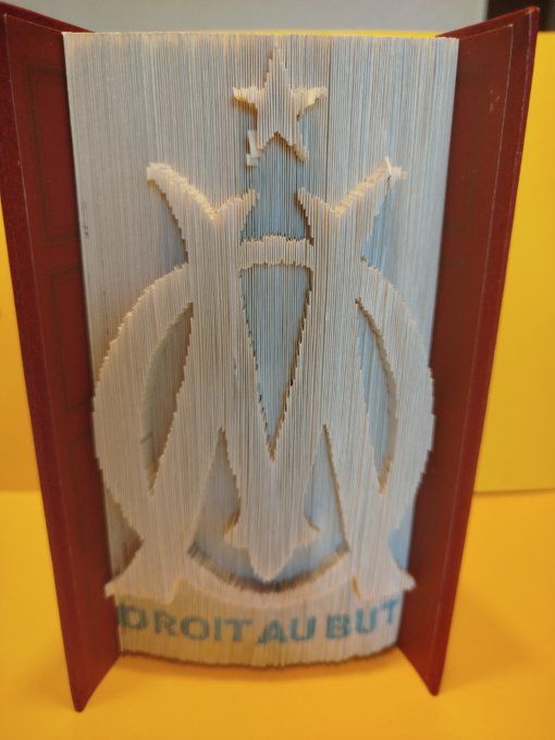O M ( coupé plié)