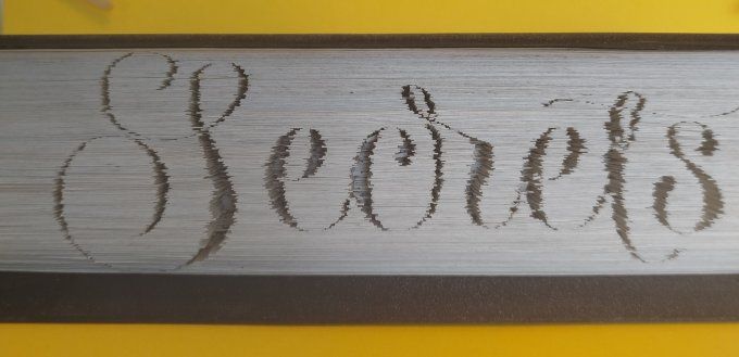 Message "SECRETS " ( méthode coupé plié)